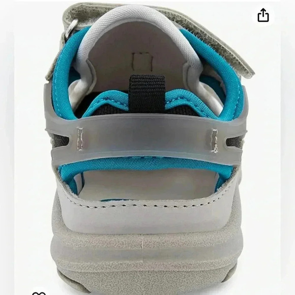 OshKosh B'Gosh Carlo Boys Sandal size 6M - Picture 2 of 11